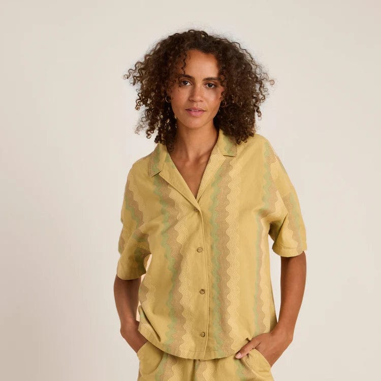 Load image into Gallery viewer, Roark Riviera Shortsleeve Button Up shirt - Women's Roark