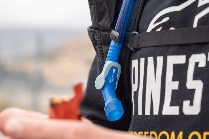 Load image into Gallery viewer, CamelBak Crux 2 Liter Water Reservoir