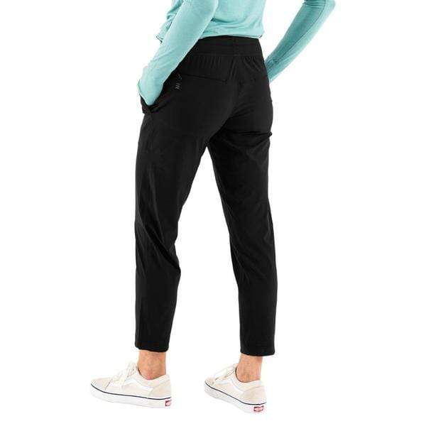 Load image into Gallery viewer, Free Fly Women&#39;s Breeze Cropped Pants Free Fly

