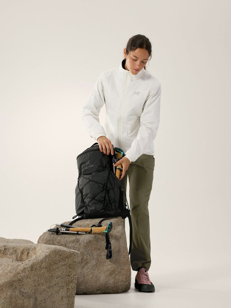 Load image into Gallery viewer, Arc&#39;teryx Women&#39;s Atom Jacket Arc&#39;teryx Women&#39;s Atom Jacket Arcteryx
