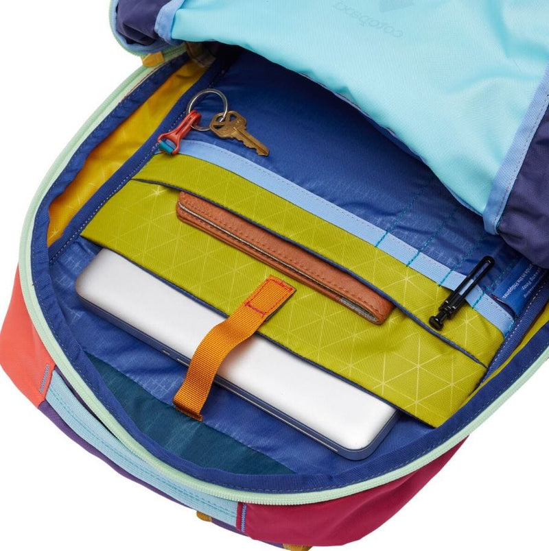 Load image into Gallery viewer, Del Dia Chiquillo 26L Backpack Del Dia Chiquillo 26L Backpack Del Dia Cotopaxi
