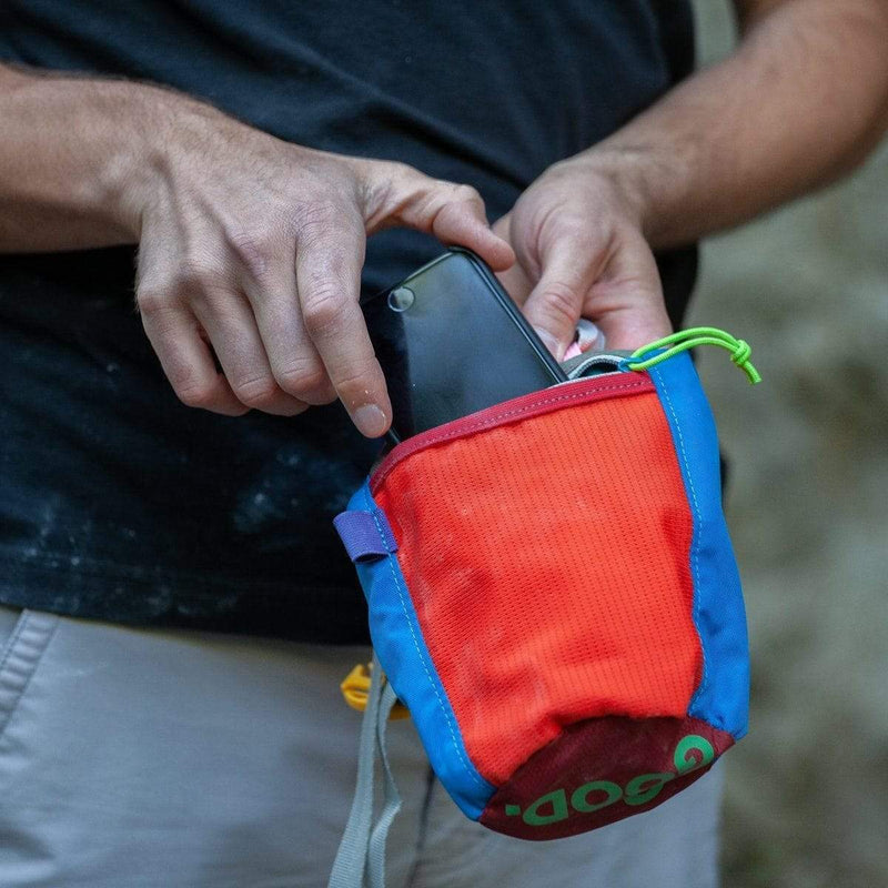 Load image into Gallery viewer, Del Dia Cotopaxi Halcon Chalk Bag Cotopaxi
