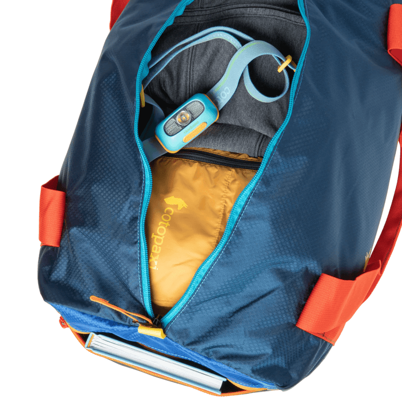 Load image into Gallery viewer, Del Dia / One Size Cotopaxi Mariveles 32L Duffel Bag Cotopaxi
