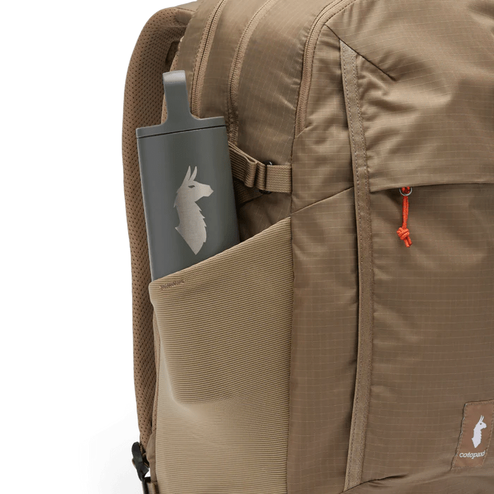 Load image into Gallery viewer, Cotopaxi Mente 32L Daypack Cotopaxi
