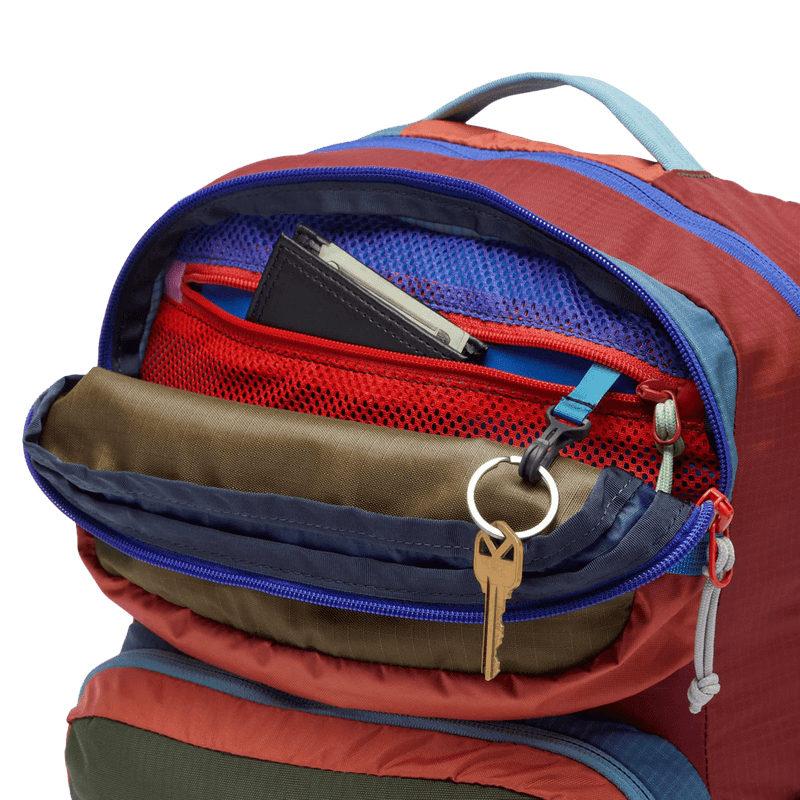 Load image into Gallery viewer, Del Dia / 16L Cotopaxi Tasra 16L Backpack Cotopaxi Tasra 16L Backpack Cotopaxi
