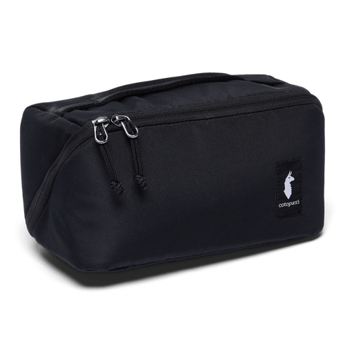Black Cotopaxi Viaje Toiletry Kit in Black Cotopaxi Viaje Toiletry Kit in Black Cotopaxi