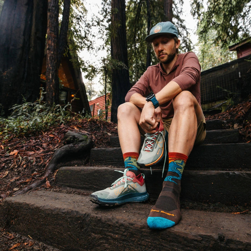 Load image into Gallery viewer, Earth / LRG Darn Tough Chasing Waterfalls Micro Crew Lightweight Hiking Socks - Men&#39;s Darn Tough Chasing Waterfalls Micro Crew Lightweight Hiking Socks - Men&#39;s Darn Tough
