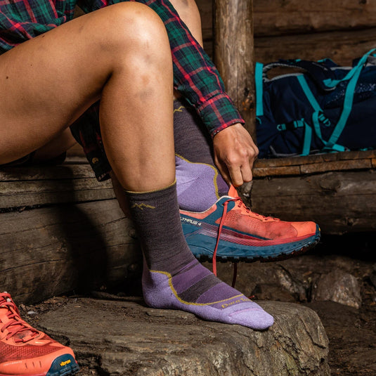 Darn Tough Micro Crew Lightweight Hiking Sock - Women's Darn Tough