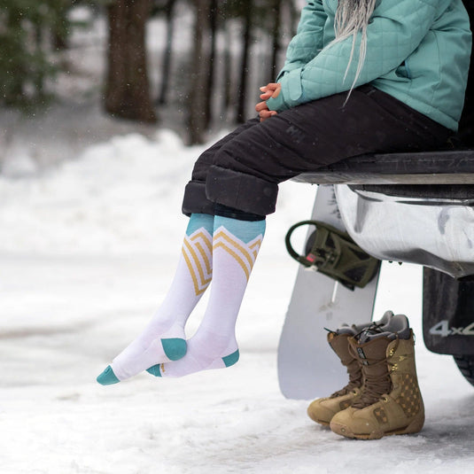 Biscotti / MED Darn Tough Peaks Over-The-Calf Ultra-Lightweight Ski/Snowboard Sock - Women's Darn Tough Peaks Over-The-Calf Ultra-Lightweight Ski/Snowboard Sock - Women's Darn Tough