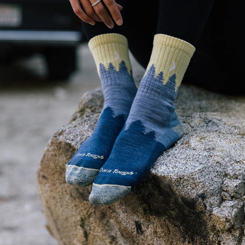 Load image into Gallery viewer, Darn Tough Treeline Micro Crew Midweight Hiking Sock - Women&#39;s Darn Tough Treeline Micro Crew Midweight Hiking Sock - Women&#39;s Darn Tough
