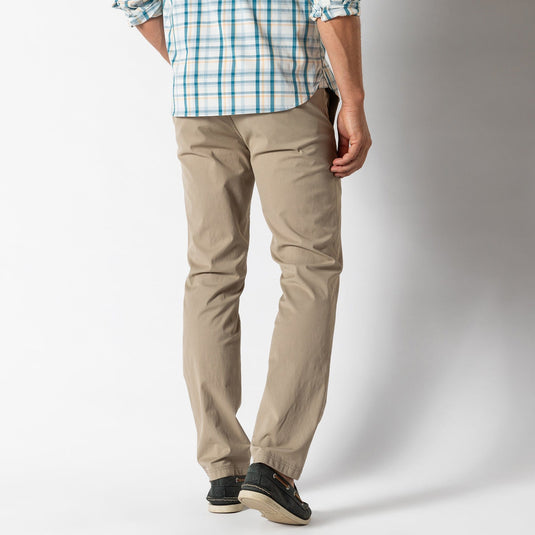 Duck Head Harbor Performance Chino in Khaki Duck Head Harbor Performance Chino in Khaki Duck Head