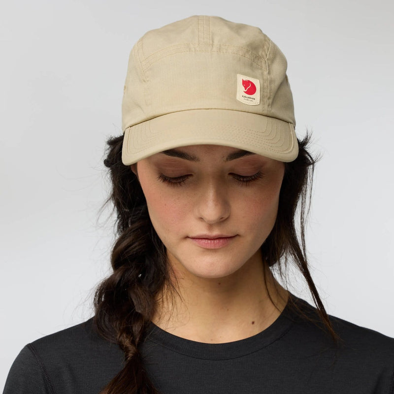 Load image into Gallery viewer, Fjallraven High Coast Lite Cap Fjallraven High Coast Lite Cap Fjallraven
