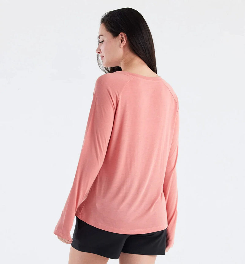 Load image into Gallery viewer, Free Fly Bamboo Lightweight Longsleeve II - Women&#39;s Free Fly
