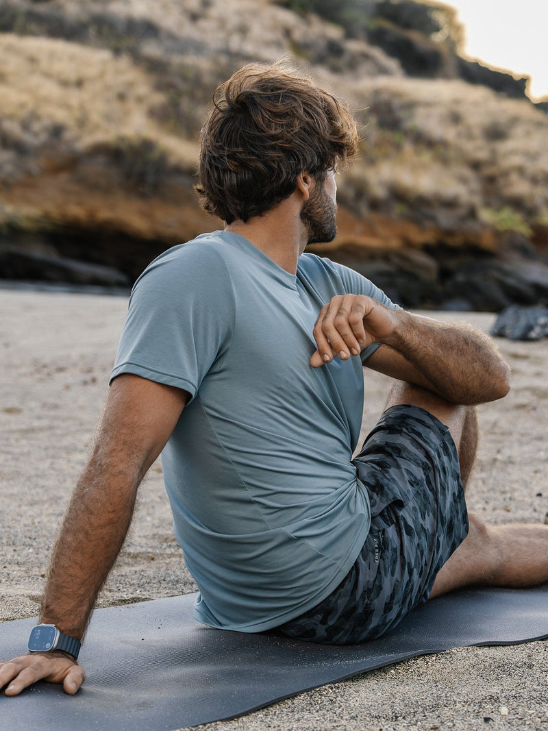 Load image into Gallery viewer, Free Fly Elevate Lightweight Tee - Men&#39;s Free Fly Elevate Lightweight Tee - Men&#39;s Free Fly
