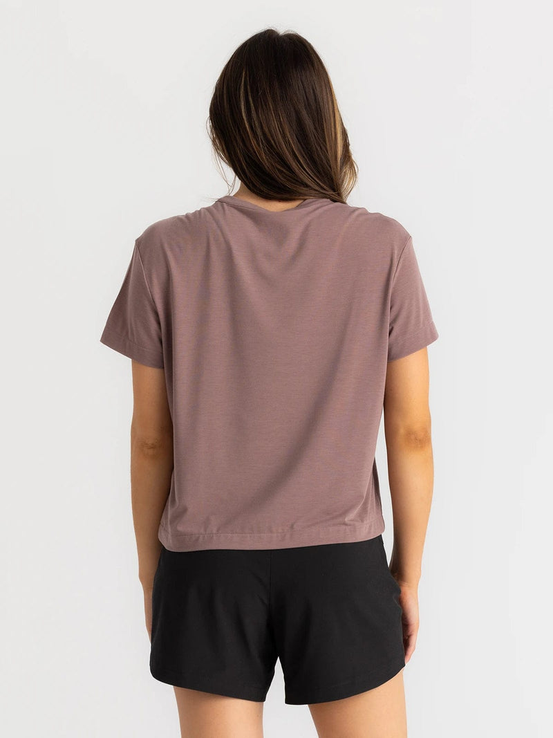 Load image into Gallery viewer, Free Fly Elevate Lightweight Tee - Women&#39;s Free Fly Elevate Lightweight Tee - Women&#39;s Free Fly
