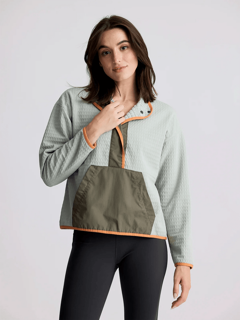 Load image into Gallery viewer, Desert Sage / SM Free Fly Gridback Fleece Snap Pullover - Women&#39;s Free Fly
