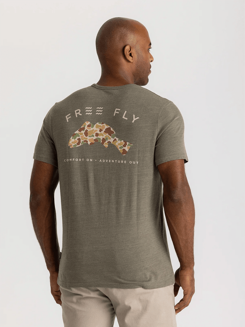 Load image into Gallery viewer, Heather Fatigue / SM Free Fly Vintage Camo Redfish Pocket Tee - Men&#39;s Free Fly
