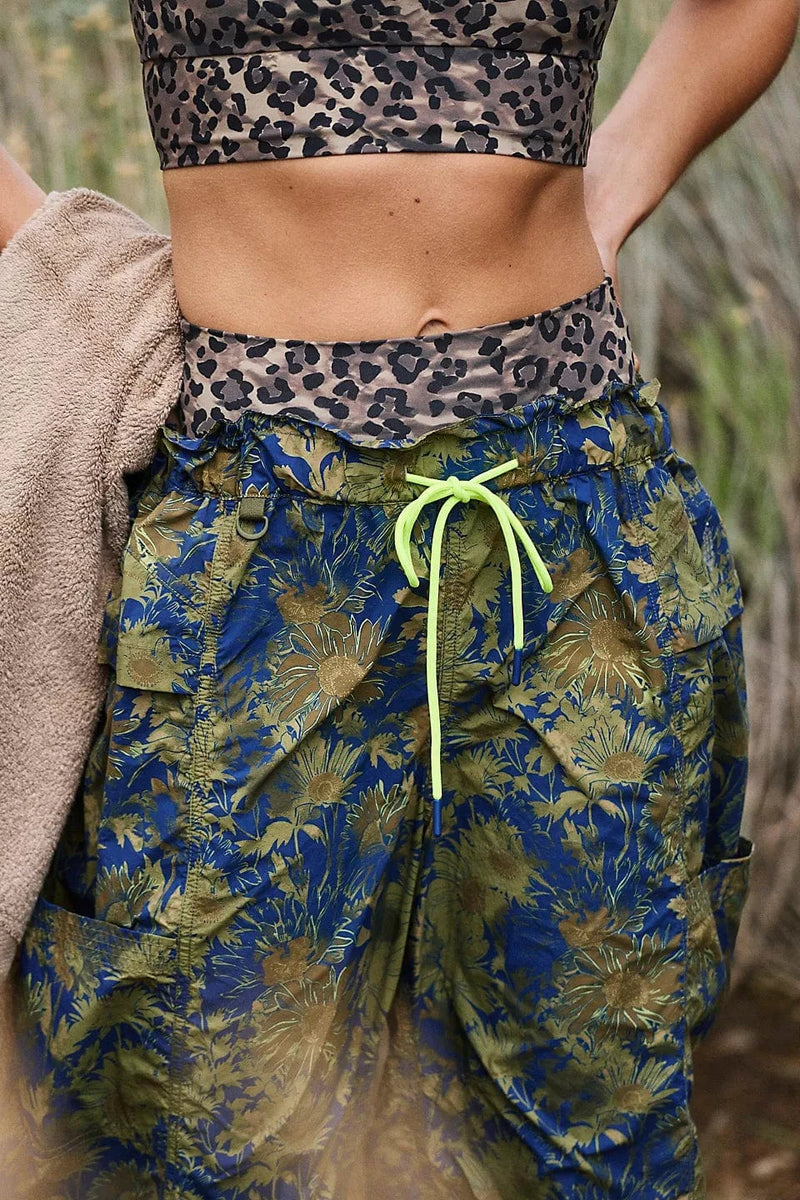 Load image into Gallery viewer, Free People Movement Printed In The Wild Pant Free People Movement Printed In The Wild Pant Free People
