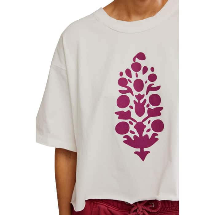 Load image into Gallery viewer, Free People Movement Women&#39;s Inspire Tee Logo Free People Movement Women&#39;s Inspire Tee Logo Free People
