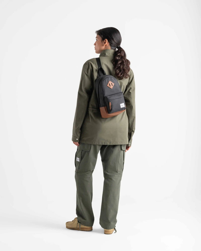 Load image into Gallery viewer, Ivy Green/Chicory Coffee Herschel Heritage Shoulder Bag Herschel
