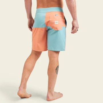 Load image into Gallery viewer, Howler Bros Buchannon Boardshorts 18&quot; - Men&#39;s Howler Bros
