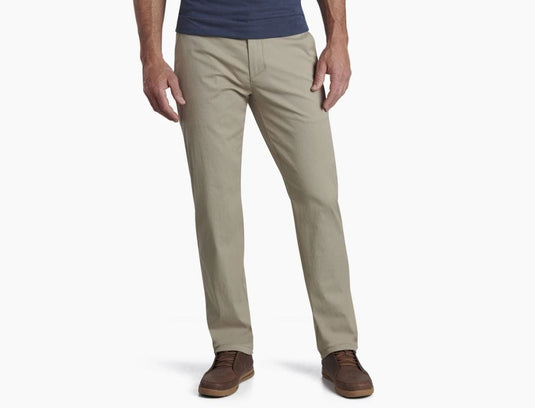 30 / 30 Kuhl Men's Resistor Lite Chino Klassik in Khaki Kuhl Men's Resistor Lite Chino Klassik in Khaki Kuhl