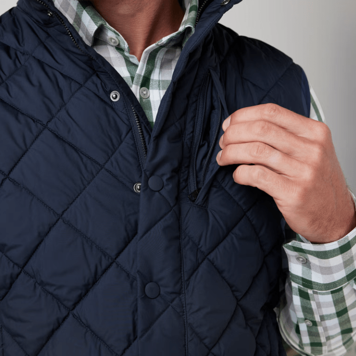 Load image into Gallery viewer, Mizzen + Main Belmont Quilted Vest - Men&#39;s Mizzen + Main Belmont Quilted Vest - Men&#39;s Mizzen + Main
