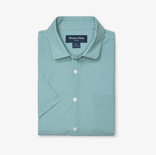 Pale Blue Clover / MED Mizzen + Main Leeward Short Sleeve Dress Shirt Trim Fit in Pale Blue Clover Mizzen + Main Leeward Short Sleeve Dress Shirt Trim Fit in Pale Blue Clover Mizzen + Main