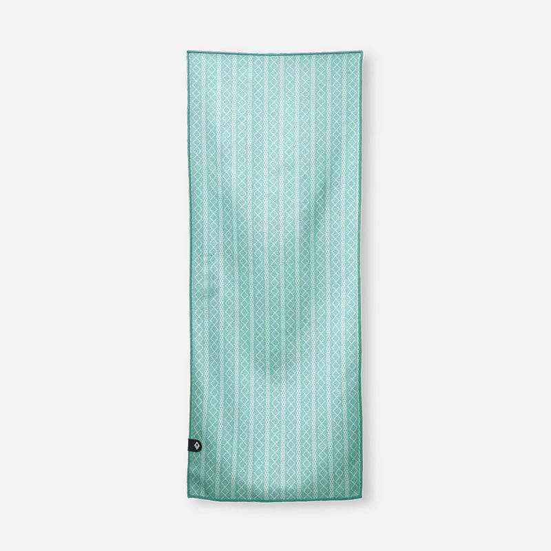 Load image into Gallery viewer, Nomadix Mini Towel Tide Agua Blue Nomadix Mini Towel Tide Agua Blue Nomadix
