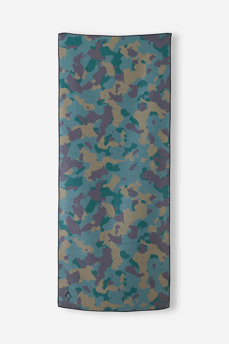 Load image into Gallery viewer, Camo Green Nomadix Original Towel: Camo Green Nomadix
