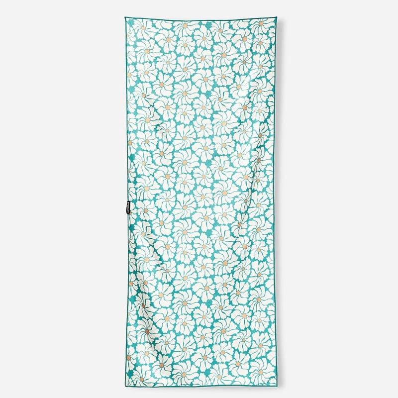 Load image into Gallery viewer, Daze Aqua Blue Nomadix Original Towel: Daze Aqua Blue Nomadix
