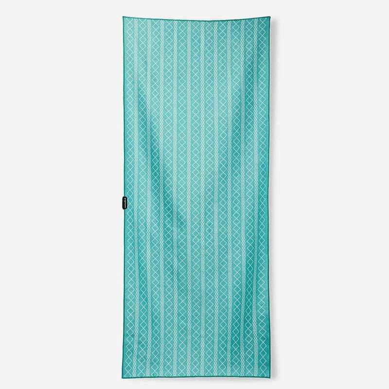 Load image into Gallery viewer, Tide Agua Blue Nomadix Original Towel: Tide Agua Blue Nomadix
