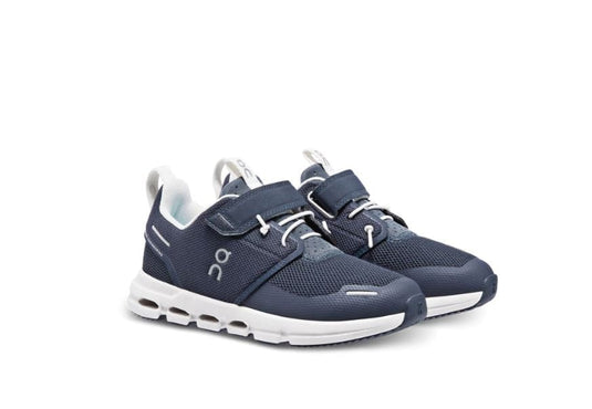 On Kid's Cloud Play in Midnight / White On Kid's Cloud Play in Midnight / White On