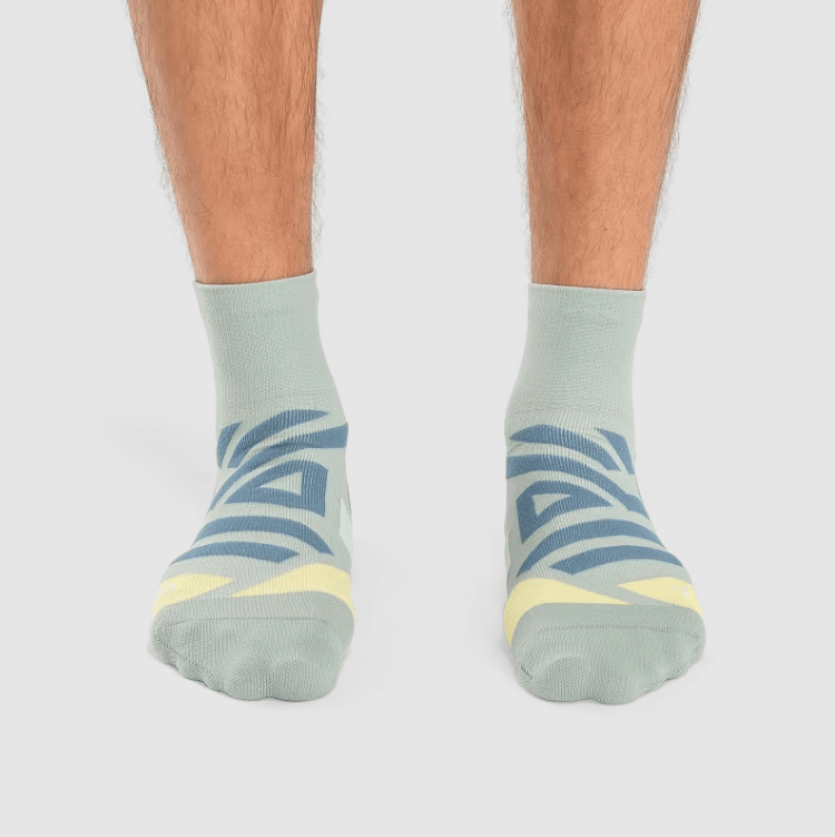 Load image into Gallery viewer, On Performance Mid Sock in Zest | Moss - Men&#39;s On
