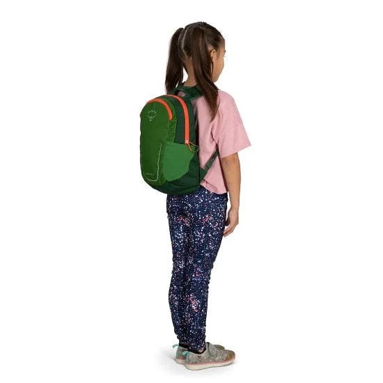 Load image into Gallery viewer, Green Belt/Green Canopy Osprey Daylite Jr. Pack - Kids&#39; OSPREY
