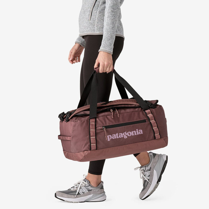 Load image into Gallery viewer, Patagonia Black Hole Duffel 40L Patagonia Black Hole Duffel 40L Patagonia Inc
