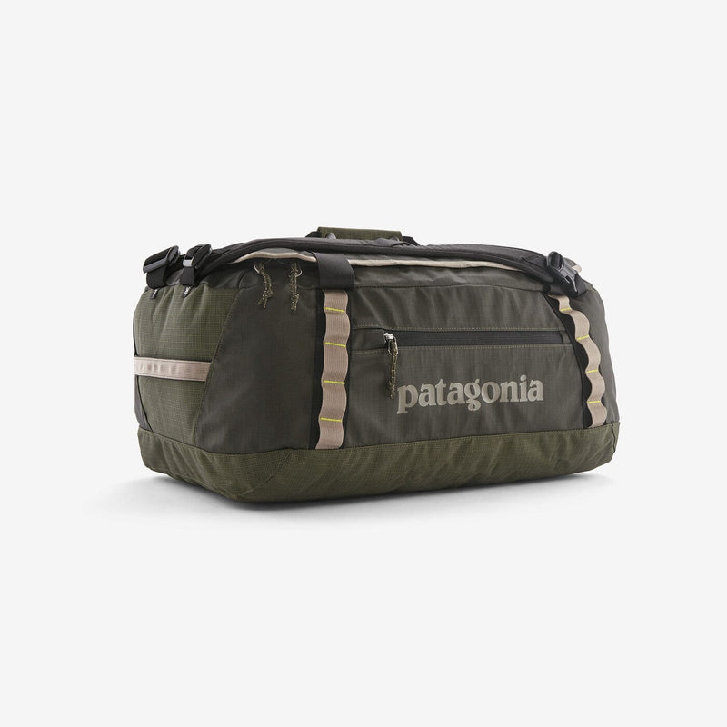 Load image into Gallery viewer, Pine Needle Green Patagonia Black Hole Duffel 40L Patagonia Black Hole Duffel 40L Patagonia Inc
