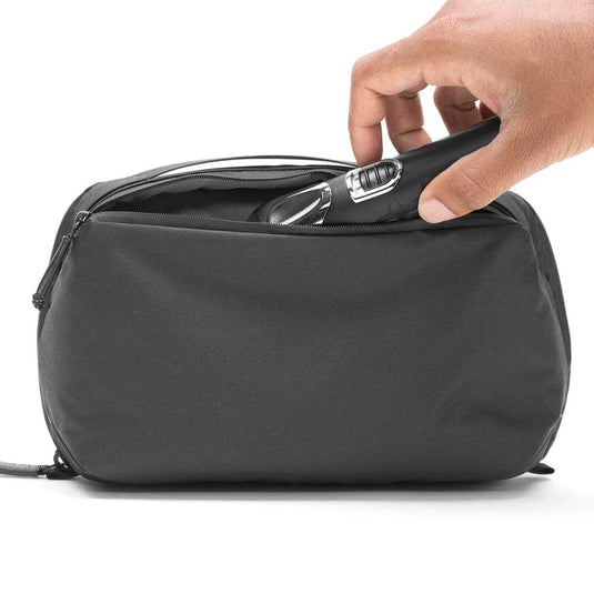 Black Peak Design Wash Pouch in Black Regular Peak Design Wash Pouch in Black Regular Peak Design