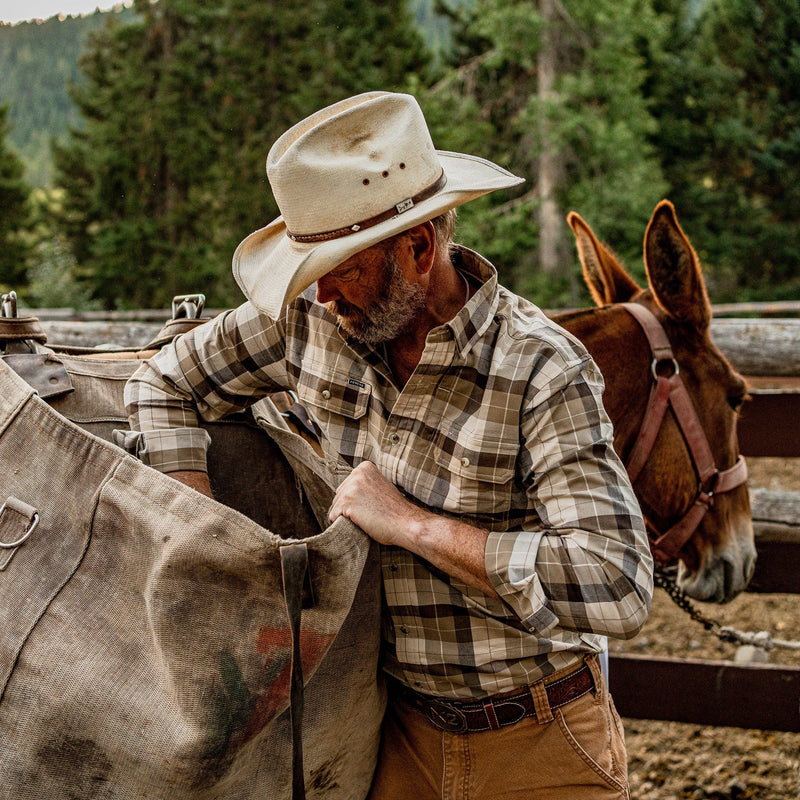 Load image into Gallery viewer, Poncho The Caprock Flannel - Men&#39;s Poncho The Caprock Flannel - Men&#39;s Poncho
