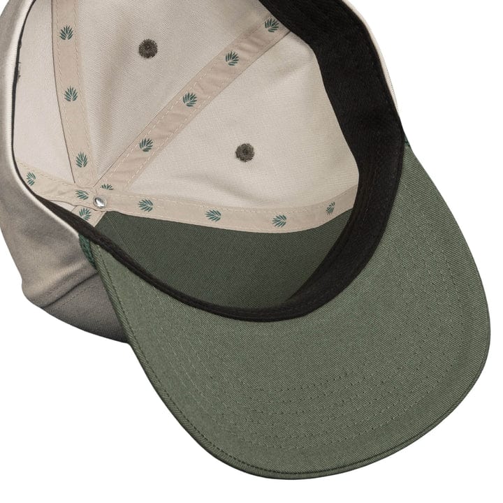 Load image into Gallery viewer, White/Green Sendero 50 Cent Worms Hat Sendero
