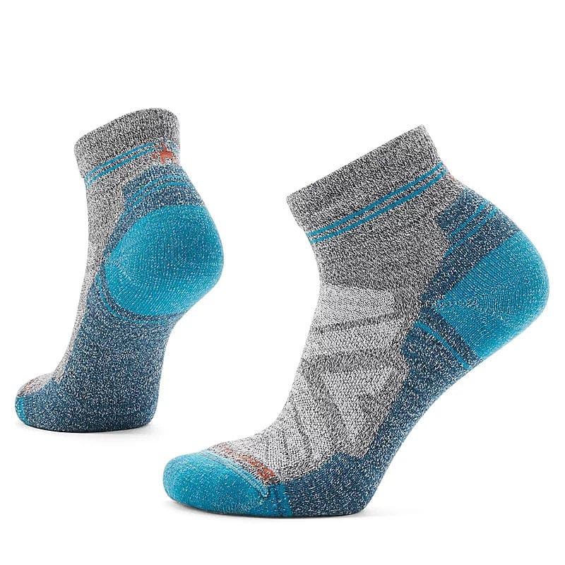 Load image into Gallery viewer, Ash-Charcoal / SM Smartwool Hike Light Cushion Ankle Socks - Women&#39;s Smartwool Corp
