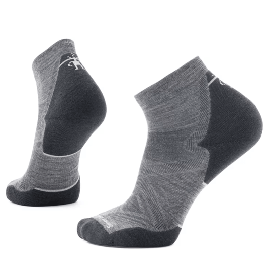 Medium Gray / LRG Smartwool Run Targeted Cushion Ankle Socks - Men's Smartwool Corp