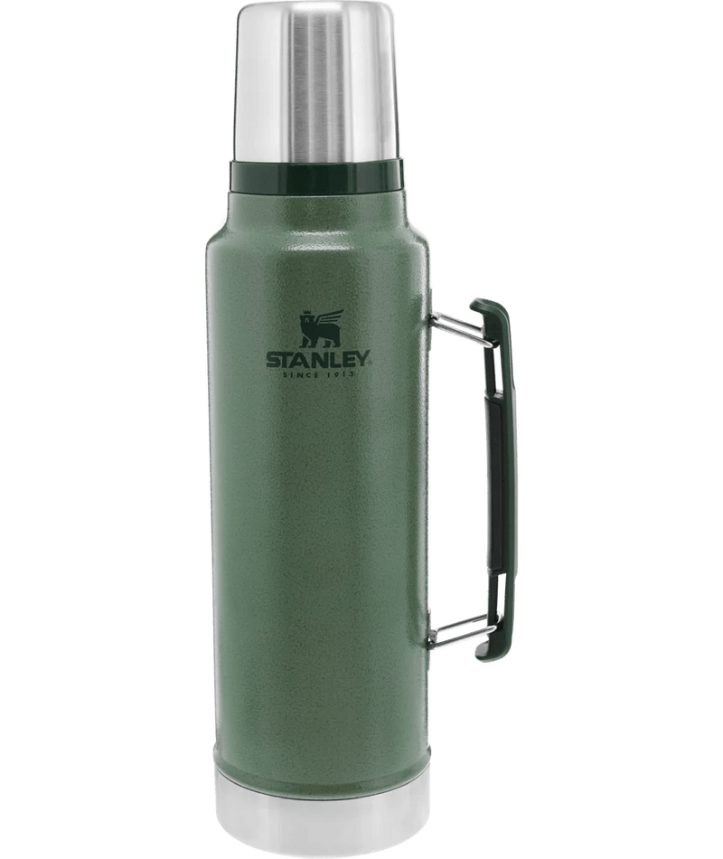 Load image into Gallery viewer, Hammertone Green Stanley Classic Legendary Bottle | 1.5 Quart Stanley
