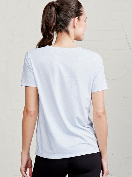 Load image into Gallery viewer, Tasc All Day V-Neck Tee - Women&#39;s Tasc All Day V-Neck Tee - Women&#39;s Tasc
