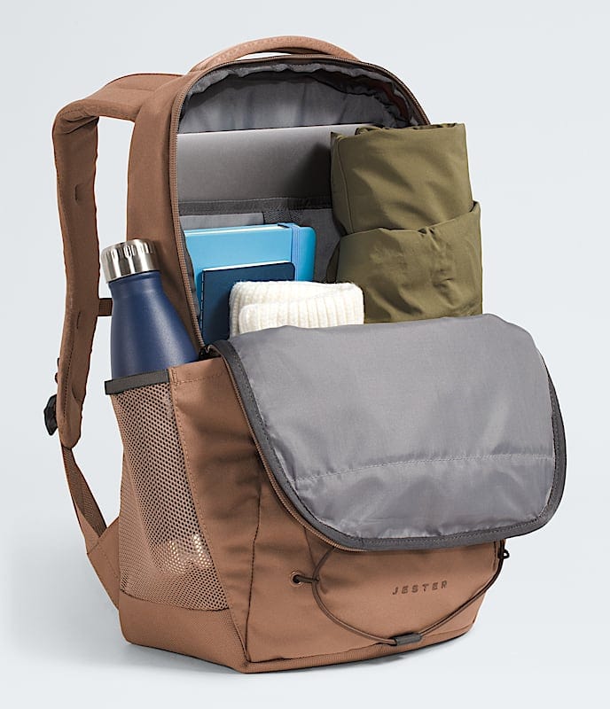 Load image into Gallery viewer, The North Face Jester Backpack - Women&#39;s The North Face Jester Backpack - Women&#39;s The North Face
