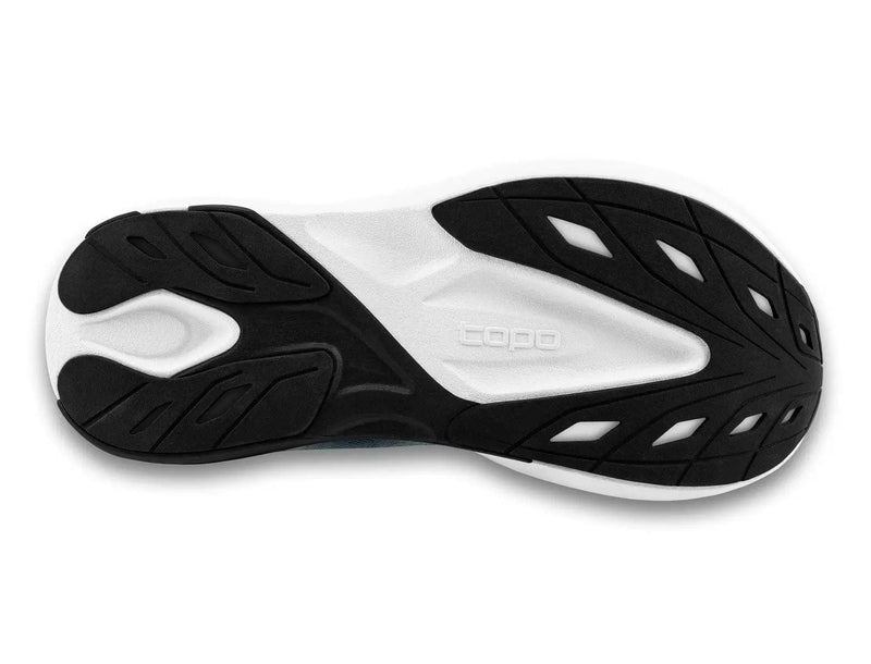 Load image into Gallery viewer, Topo Men&#39;s Aura in Grey Charcoal Topo Men&#39;s Aura in Grey Charcoal Topo Athletic
