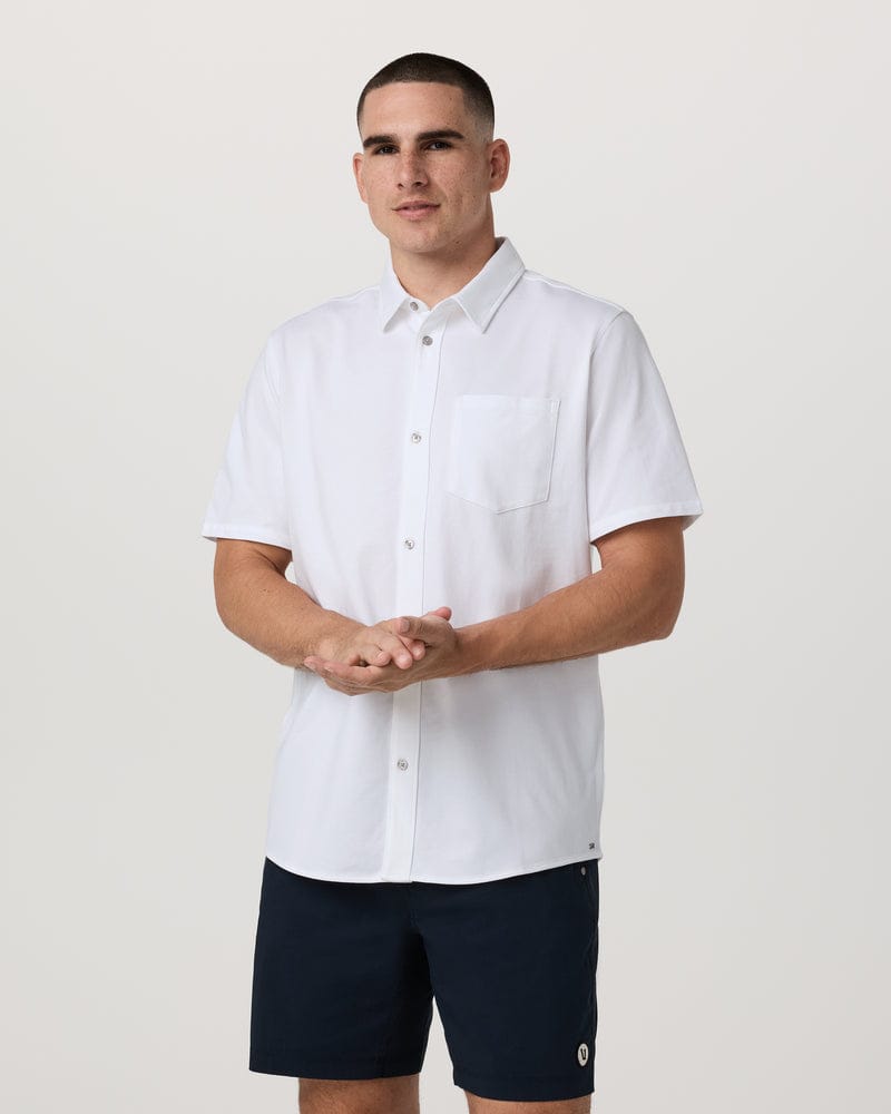Load image into Gallery viewer, Vouri Men's Short Sleeve Knit Oxford Button Down in White Vouri Men's Short Sleeve Knit Oxford Button Down in White Vuori
