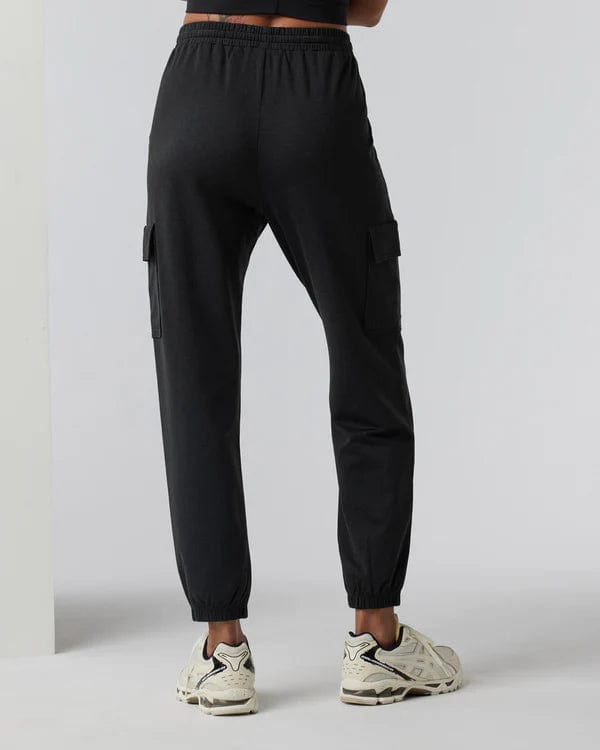 Load image into Gallery viewer, Vuori Boyfriend Cargo Jogger - Women&#39;s Vuori
