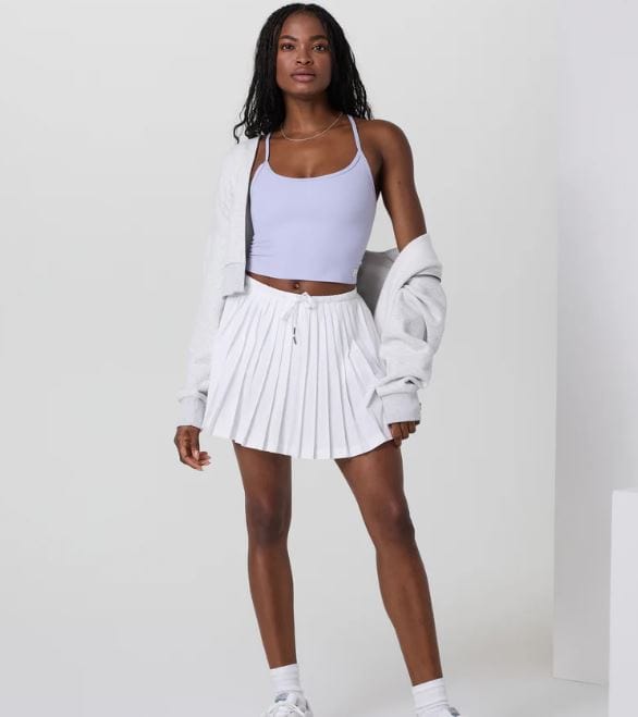 Load image into Gallery viewer, Vuori Clementine Pleated Skirt in White Vuori Clementine Pleated Skirt in White Vuori
