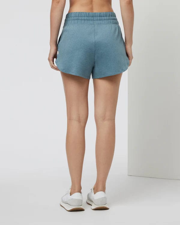 Load image into Gallery viewer, Vuori Halo Performance Short 2.0 - Women&#39;s Vuori
